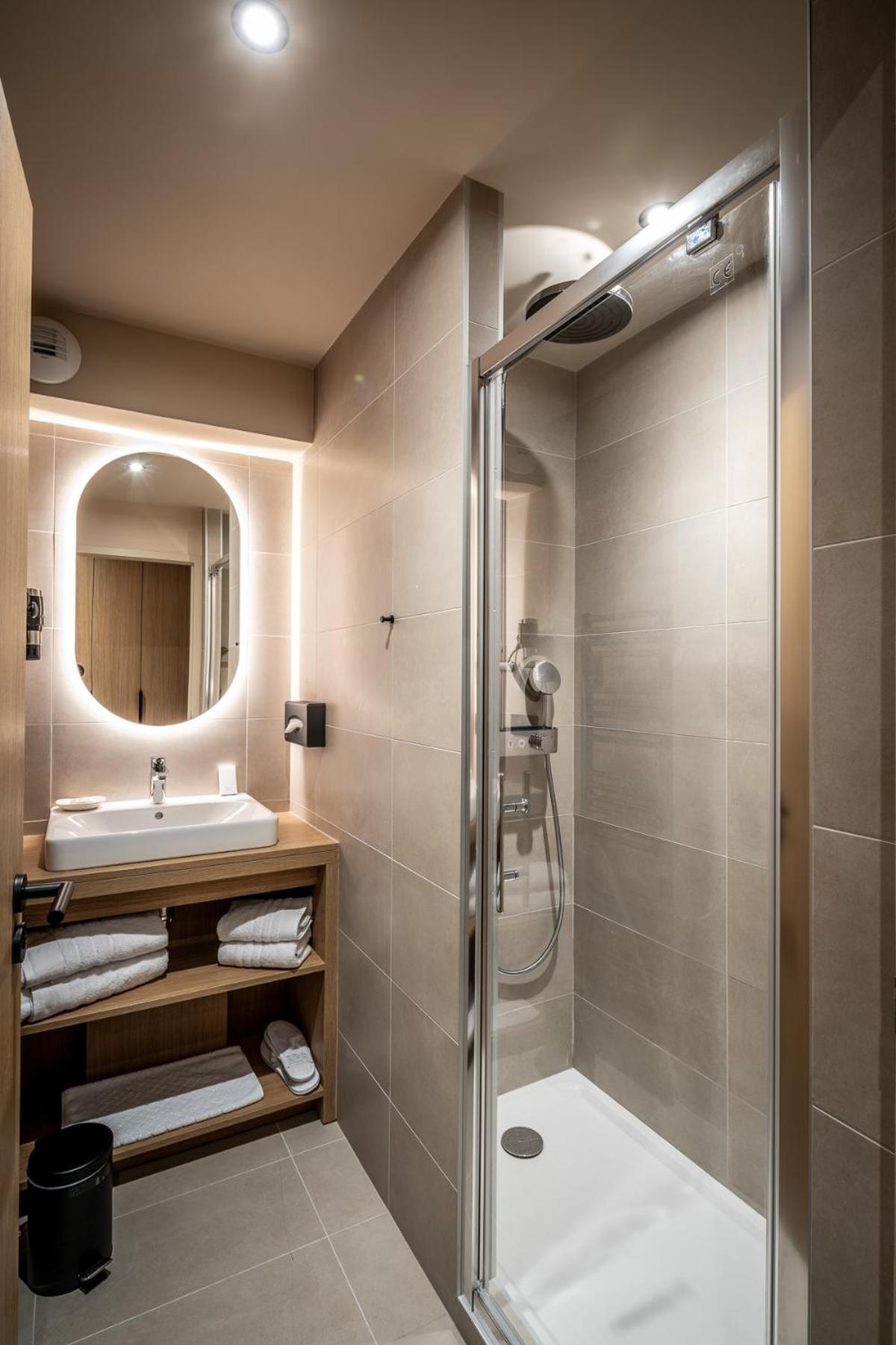 Hotel Horizon Resort Massane Baillargues Bagian luar foto
